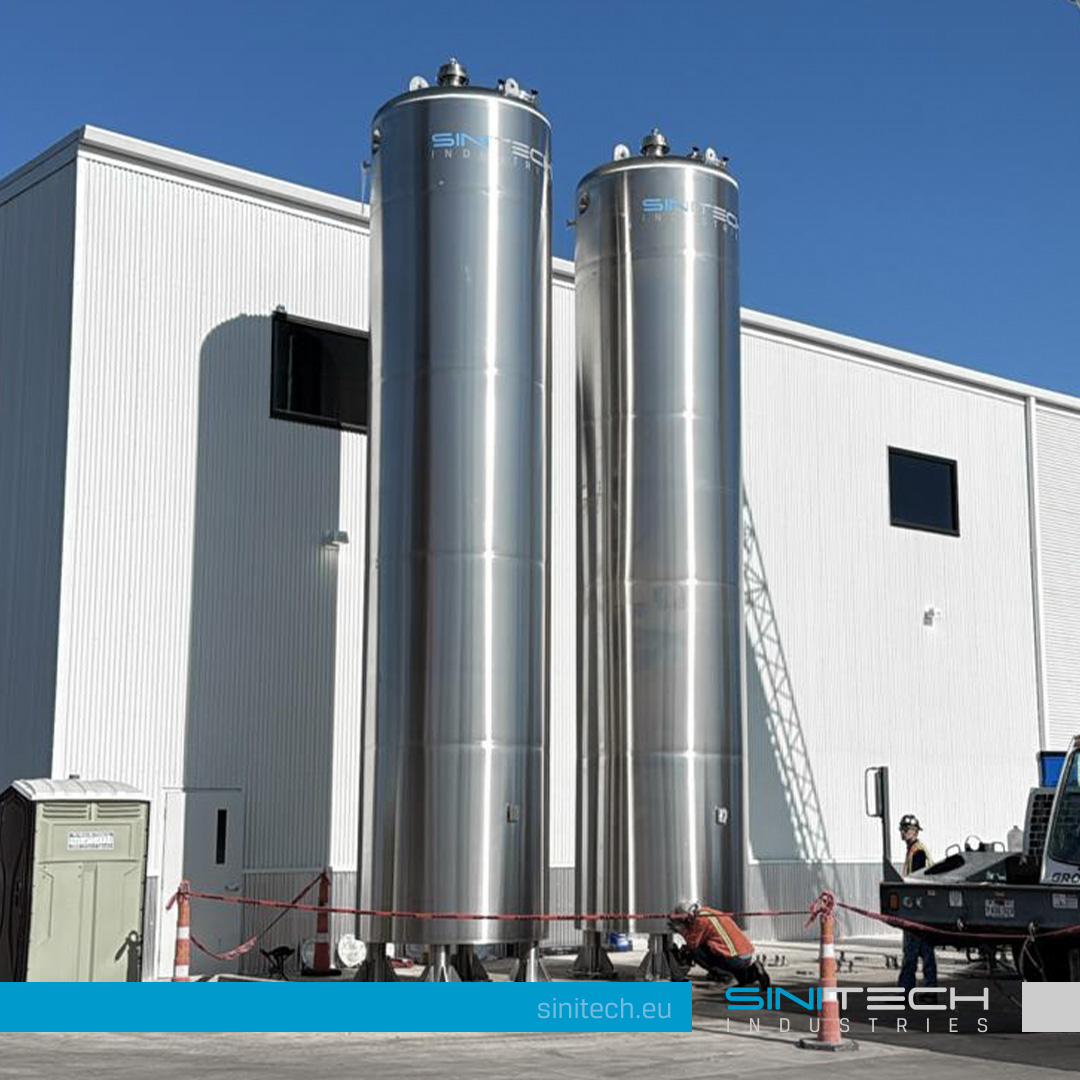 Chocolate storage vessel, capacity 24000 l.
